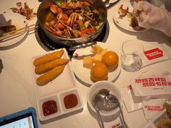 -七欣天香辣蟹火锅(闵行浦江欢乐颂店)
