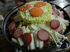 -炙韩料理·部队锅专门店