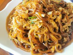 -95号酱骨·一块豆腐(展春园西路店)