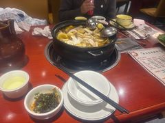 -菌之家·专业纯野生菌火锅·特色炒菌