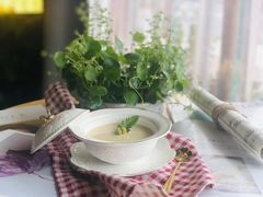 -ZING COFFEE 镜咖啡