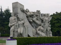 -上海市龙华烈士陵园