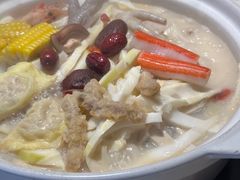 -三人行骨头王火锅(长寿店)