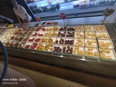 -涨巢·潮玩水疗局