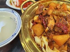 -牛一嘴·兰州牛肉面·大盘鸡(财富中心店)