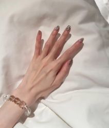 -Lilly.chow美甲美睫