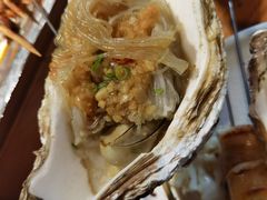 烤生蚝-喝丢一只鞋海鲜烧烤·海肠捞饭(市场店)