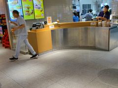 -麦当劳(龙阳路店)