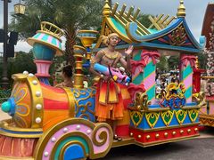 -七彩云南欢乐世界