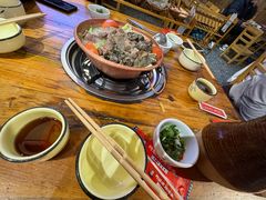 -阿婆情腊排骨火锅(金虹路店)
