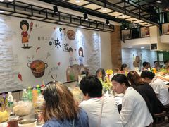 -百品聚旋转火锅(万德庄店)