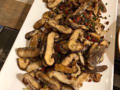 炭火烤蘑菇-滇越乘象云南餐厅(豆各庄店)