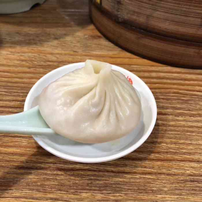 味津香汤包馆(豫园店)-"【位置】从豫园站地铁站出来就在一条街的拐.