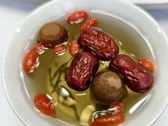 -三江源美食城