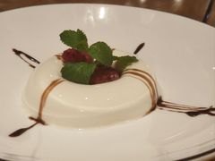 香草奶冻-安妮意大利餐厅(世贸天阶店)