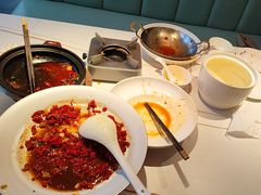 -阿瓦山寨·湘菜现炒·剁椒鱼头王(咸阳总店)