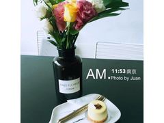 -UNI UNI(环亚凯瑟琳店)