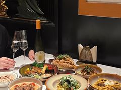 -Mogul Eatery·大亨餐酒馆