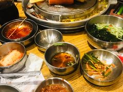 -姜虎东白丁烤肉(虹桥天地店)