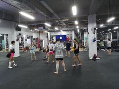 -FIGHTMAN格斗俱乐部(长宁临空店)