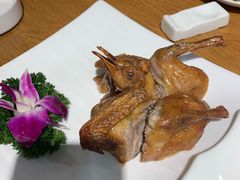 烤鸽子-周锦记广式餐厅
