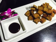 雪牛方-HIHE Bistro·Oyster Bar(华熙live店)