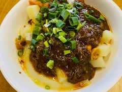 -八一路好吃街(雨田商务大厦店)