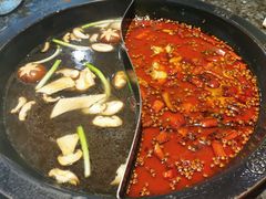鸳鸯锅-井格重庆火锅(临平银泰城店)