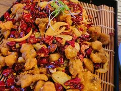 -爱啤精酿·民谣酒馆(滨江店)