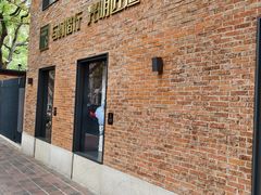 -Osteria Garden 生蚝花园餐厅(原进贤路店)