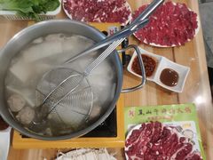 -黑山牛肉汤火锅(花城汇店)