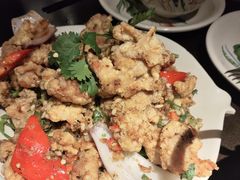 -大头虾越式风味餐厅(光明广场店)