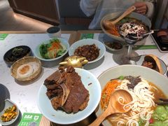-百春原湖南牛肉粉(百联世纪店)