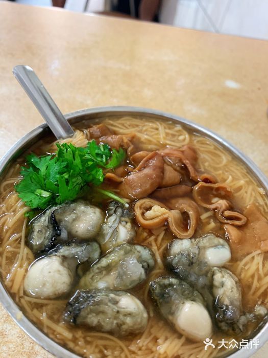 阿川蚵仔面线图片