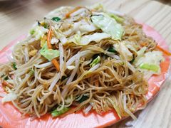 -蚝哥花姐湛江烤生蚝(美丽湾市场店)