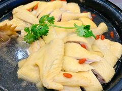 特色清汤鸡-尖沙咀大酒楼(罗村店·粤菜海鲜·宴会聚餐)