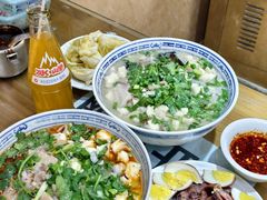 -天发芽·何记葫芦头泡馍·传统小吃(报恩寺街店)