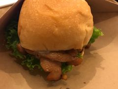 鸡肉汉堡-BURGER BRO'S