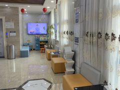 -茂菊口腔连锁(浦东南路店)