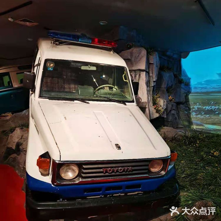 驾车走高速一小时左右，地址丰台丰科园附近特色推荐