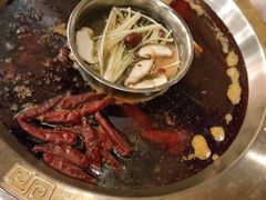 -山城年华老火锅(玉林店)