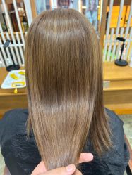 -心迪染发专门店