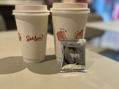 芝士丝绒拿铁-Seesaw Coffee(上生新所店)