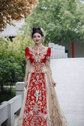-莫小姐婚纱