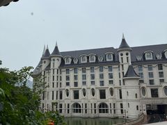 -安吉银润锦江城堡酒店(Hello Kitty主题乐园店)