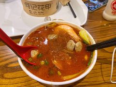 -何记花甲(海岸城旗舰店)