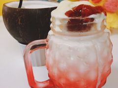 -志龙皇冠吃货椰子铺