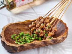 -街角等你.大连海鲜烧烤.经典铁板海鲜串(西安路店)