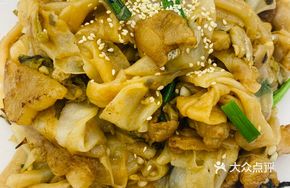 Sour Cabbage Bamboo Pole Rice Noodles