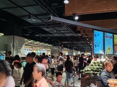 -胖东来生活广场(健康路店)